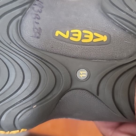 KEEN YOGUI CLOG SLIP ON BLUE AND BLACK MEN'S SANDAL SIZE 11 - Picture 7 of 8